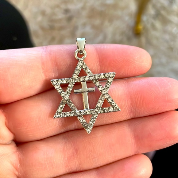 Cubic Zirconia Star Of David Necklace - Picture 7 of 7